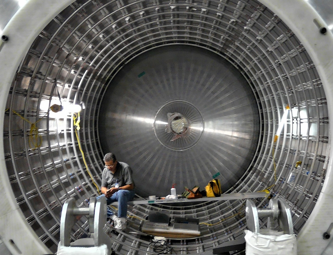 Внутренности топливного бака Falcon 9