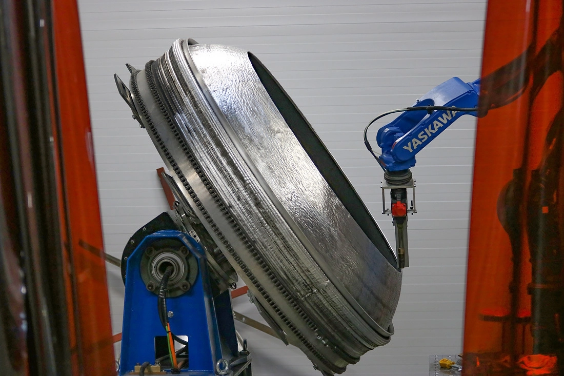 Силовой шпангоут топливного бака в S7 R&D