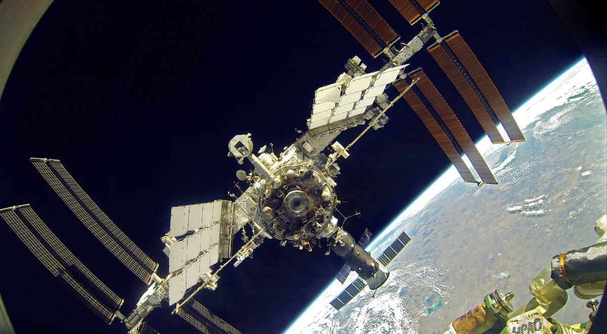 МКС находится на орбите с 1998 года © Роскосмос