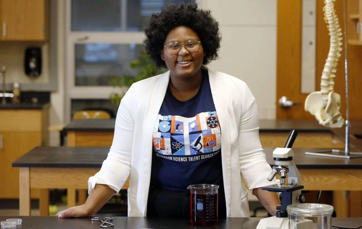 Дасия Тейлор. Дасия Тейлор.