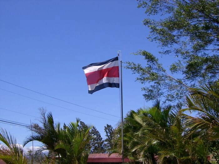 В Коста-Рике нет названий улиц и нумерации домов 