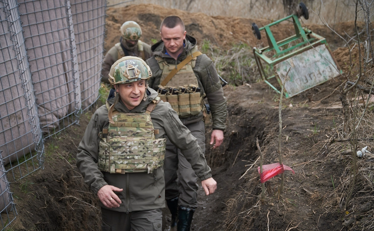 Владимир Зеленский у линии фронта в Донбассе © пресс-служба президента Украины