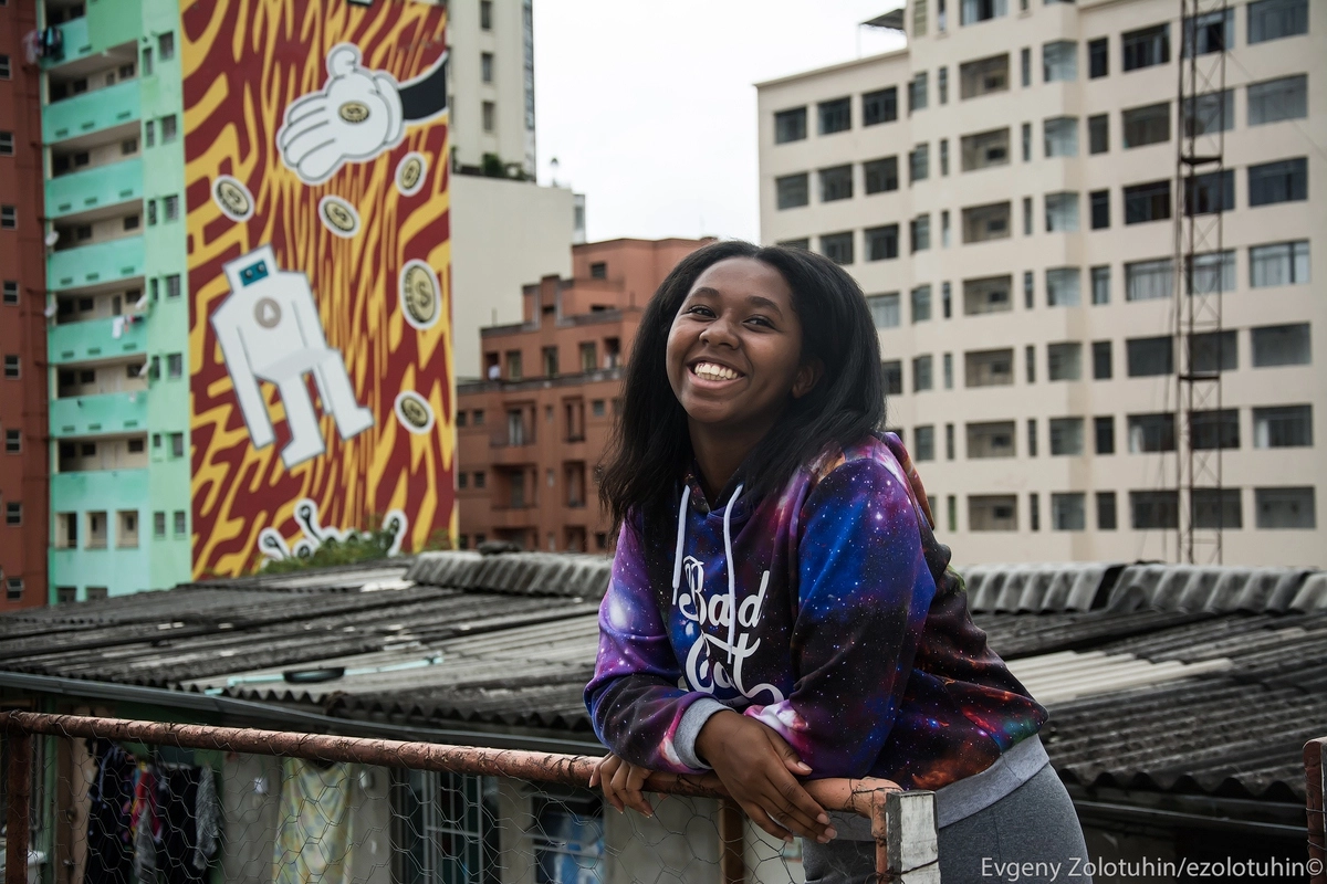 Викория, внучка «главной» по сквоту.