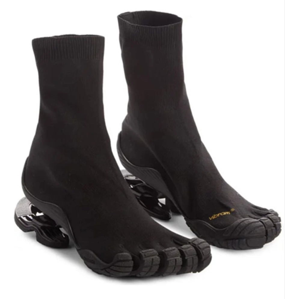 Кошмар или новое слово в мире обуви? 