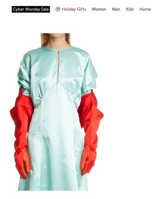 Зато в метро к перчаткам не будет вопросов 