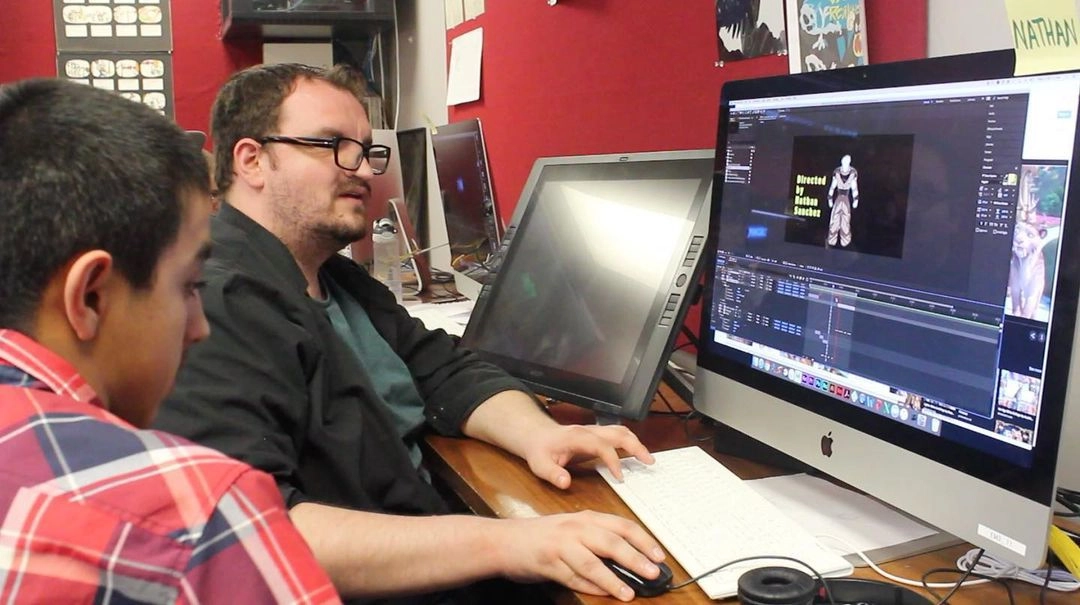  Некоммерческая компания Exceptional Minds помогает людям с аутизмом обучиться интересной профессии, а затем получить работу