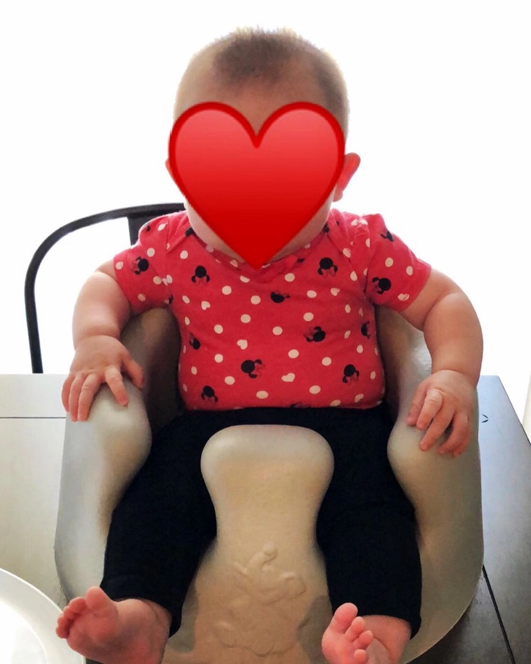 Родители девочки попросили Эмили и Брэндона позаботиться о ней