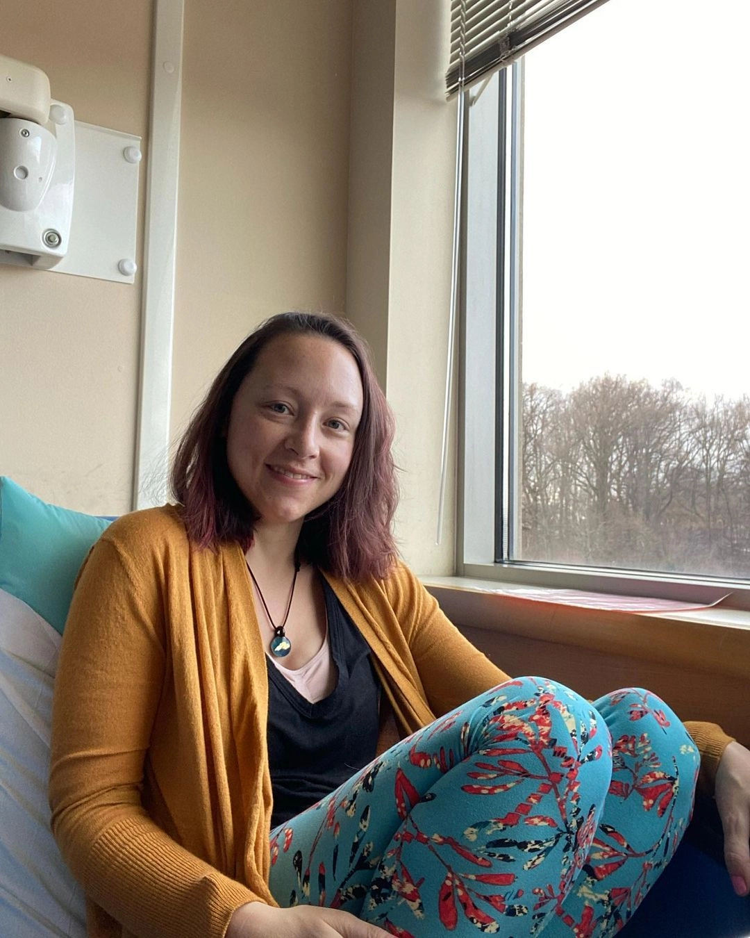 Девушке пришлось пройти несколько сеансов химиотерапии, облучение и пережить операцию