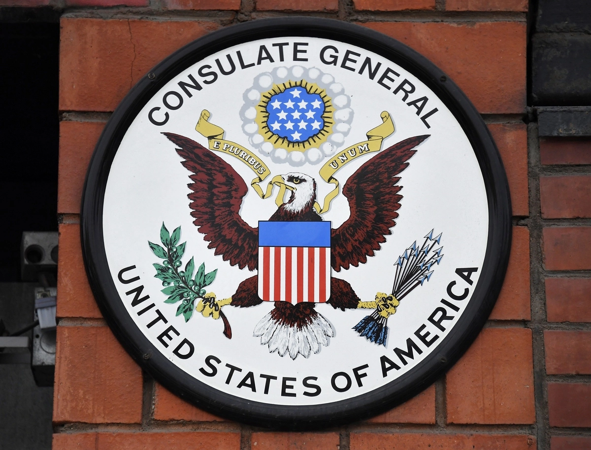 Эмблема консульства США