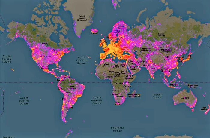 Карта, на которой отмечены самые фотографируемые в мире места 
