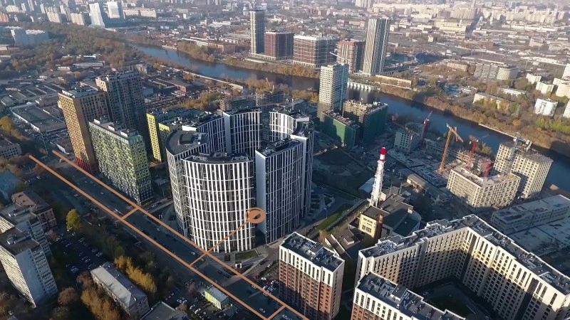 (кадр из видео от 18.10.2018 с YouTube-канала «ProNovostroy»)