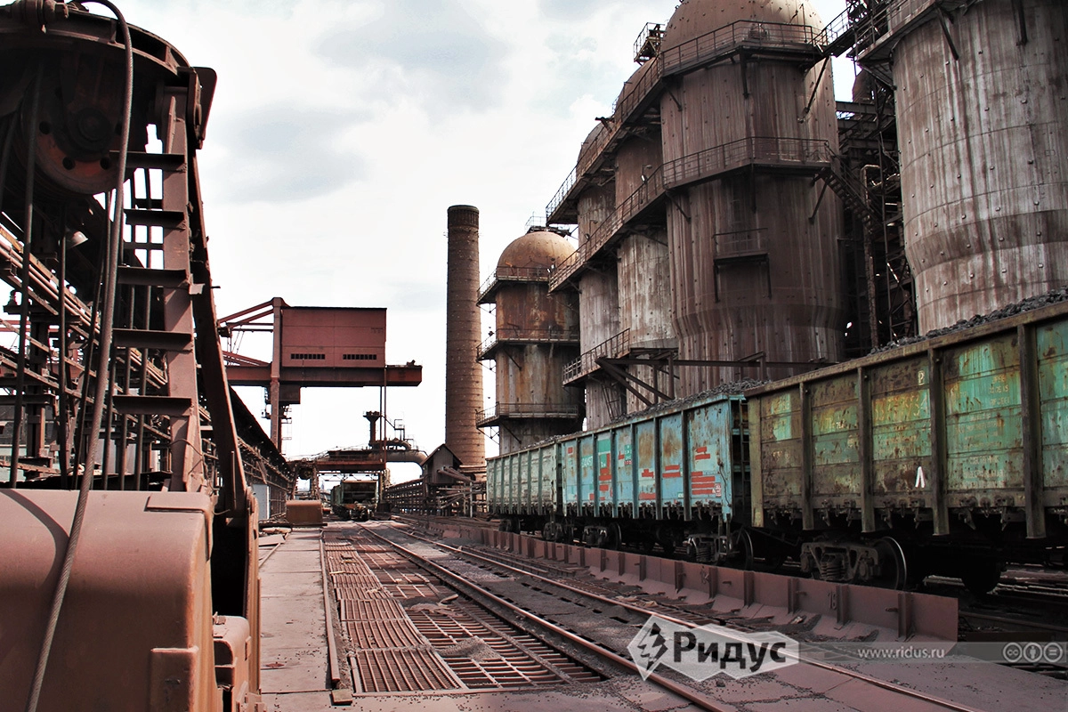 Бункерная эстакада и воздухонагреватели.