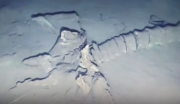 Дайвер нашел кости, когда управлял дистанционным транспортным средством (ROV)