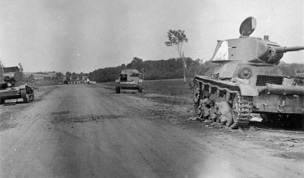 Брошенные танки Т-26