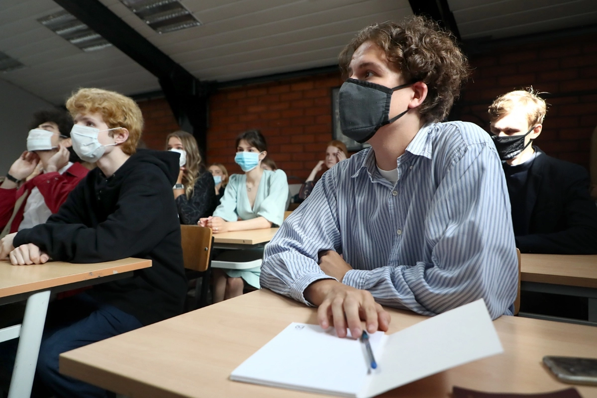 Студенты © Антон Новодережкин/ТАСС Студенты © Антон Новодережкин/ТАСС