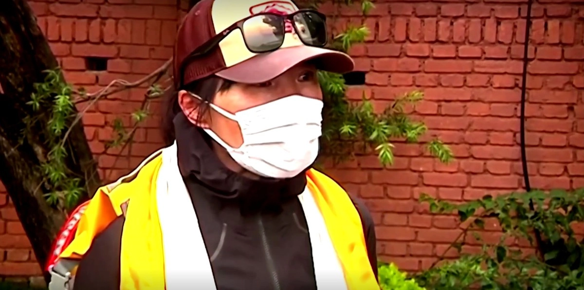 45-летняя Цанг Инь-хун — учительница из Гонконга стала самой быстрой женщиной-альпинисткой, покорившей Эверест