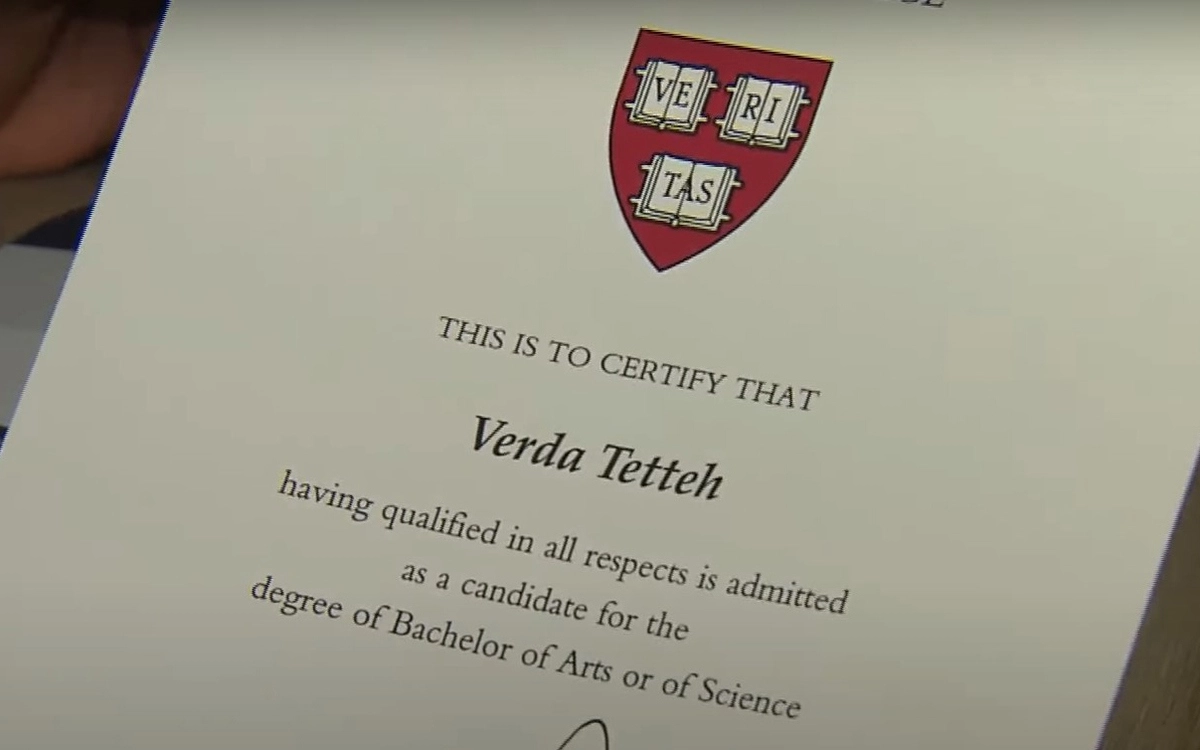 В этом году Верда поступает в Гарвард, который также предоставил школьнице финансовую помощь