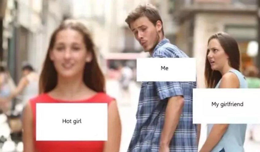 «Я: моя девушка vs. горячая девчонка»