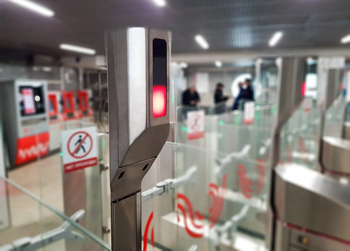 Распознование лиц в Московском метрополитене