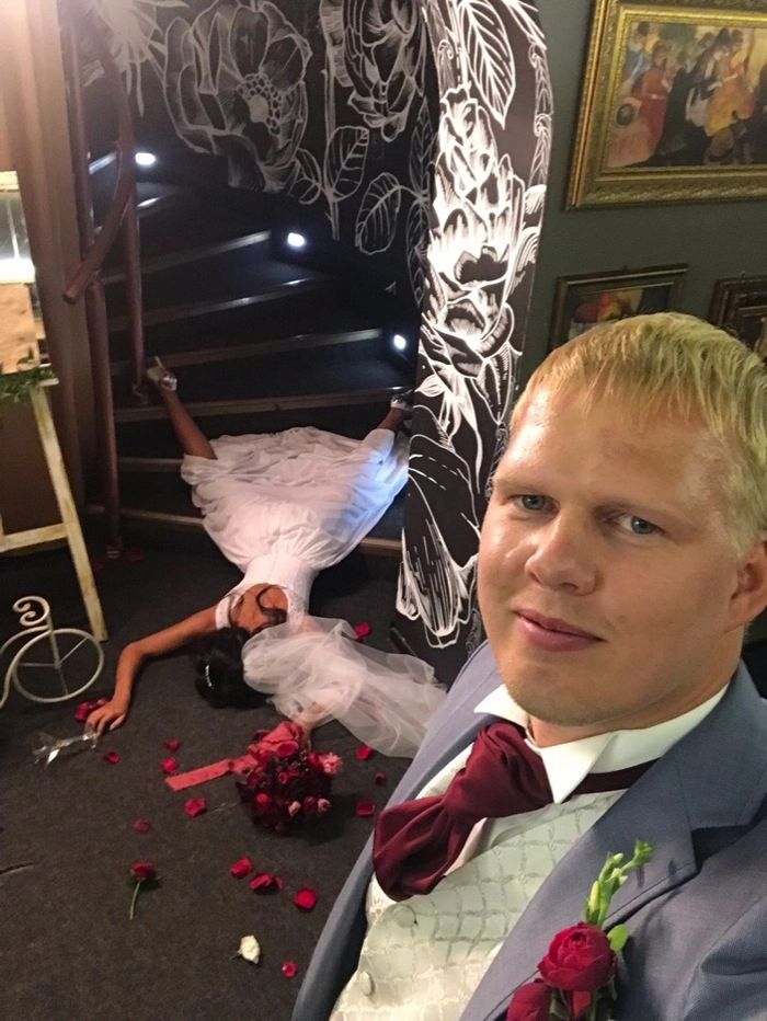 Кажется, он даже не удивлен.