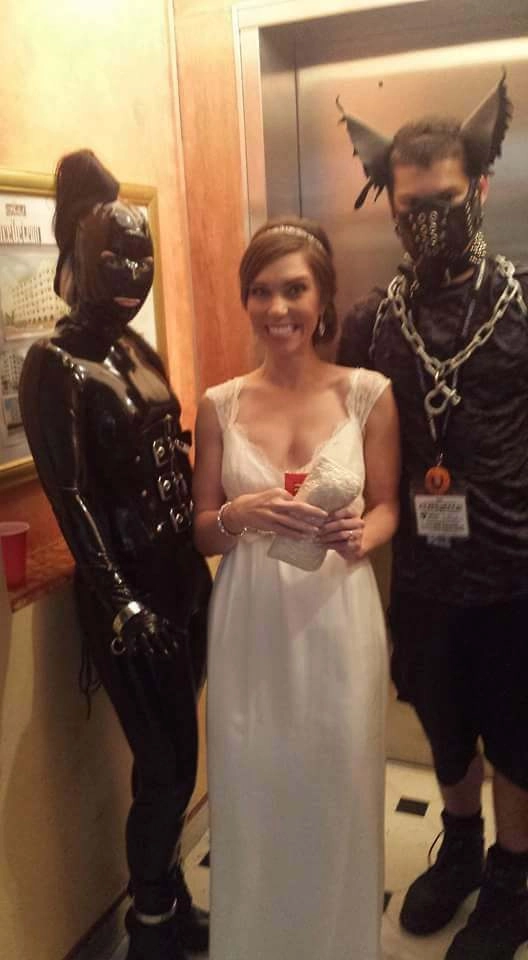 Иногда в отеле, где проходит ваша свадьба, можно встретить самых неожиданных персонажей. 