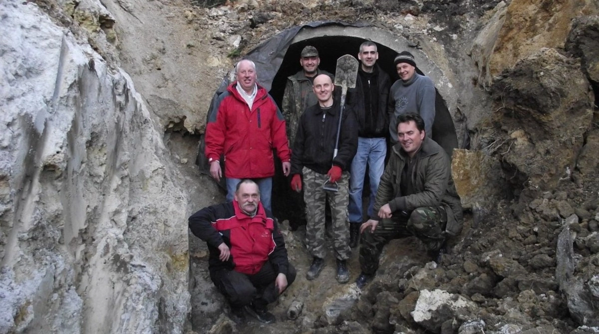 Польские историки-энтузиасты твердо намерены раскрыть все тайны туннелей в июле этого года Польские историки-энтузиасты твердо намерены раскрыть все тайны туннелей в июле этого года