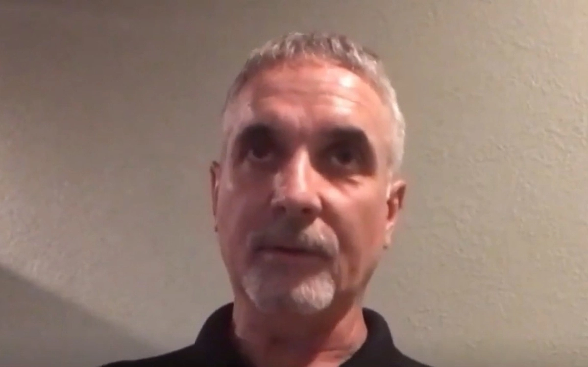 Представитель офиса шерифа округа Плейсер — лейтенант Нельсон Ресендес