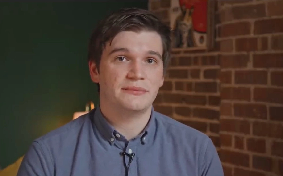 Журналист из США по имени Дакота Дэди решил устроить своему отцу Беверли сюрприз, который готовил целую неделю Журналист из США по имени Дакота Дэди решил устроить своему отцу Беверли сюрприз, который готовил целую неделю