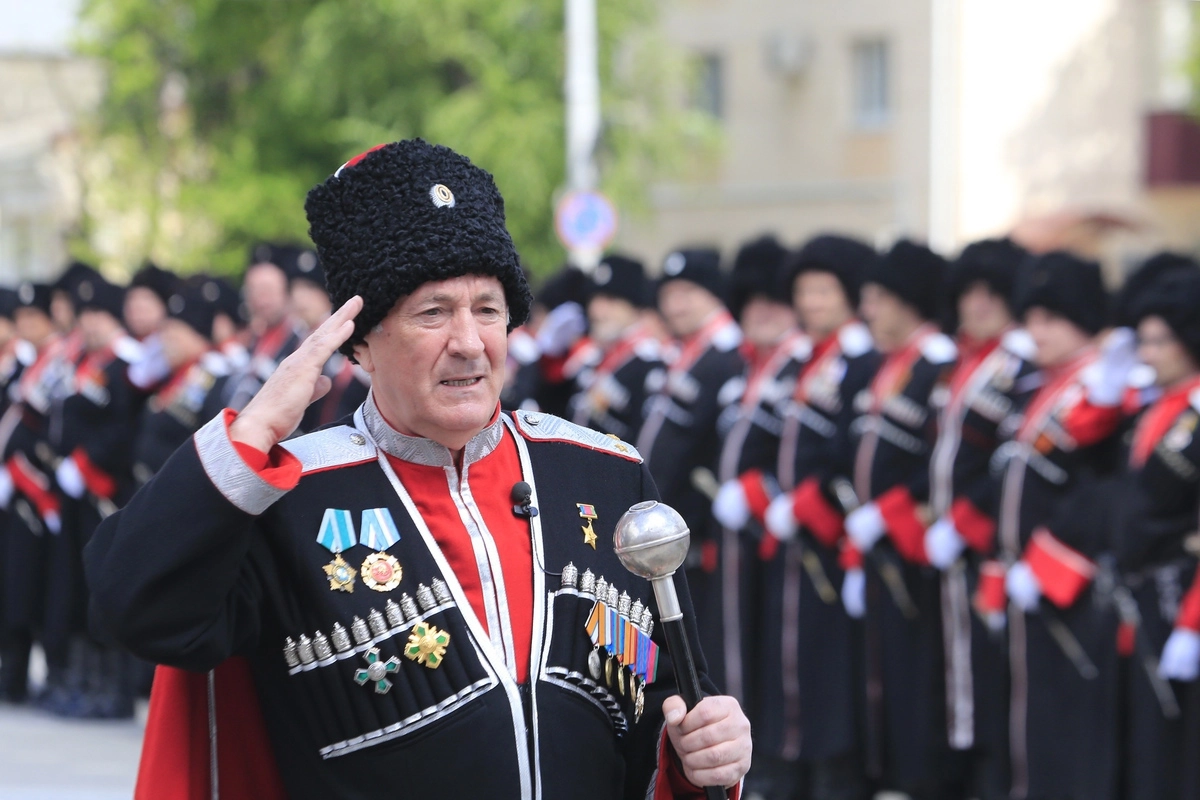 Атаман Николай Долуда во время парада Кубанского казачьего войска © Валерий Матыцин/ТАСС