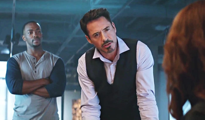 “Роберт Дауни мл. В роли Тони Старка. Единственный и неповторимый Железный человек”. 