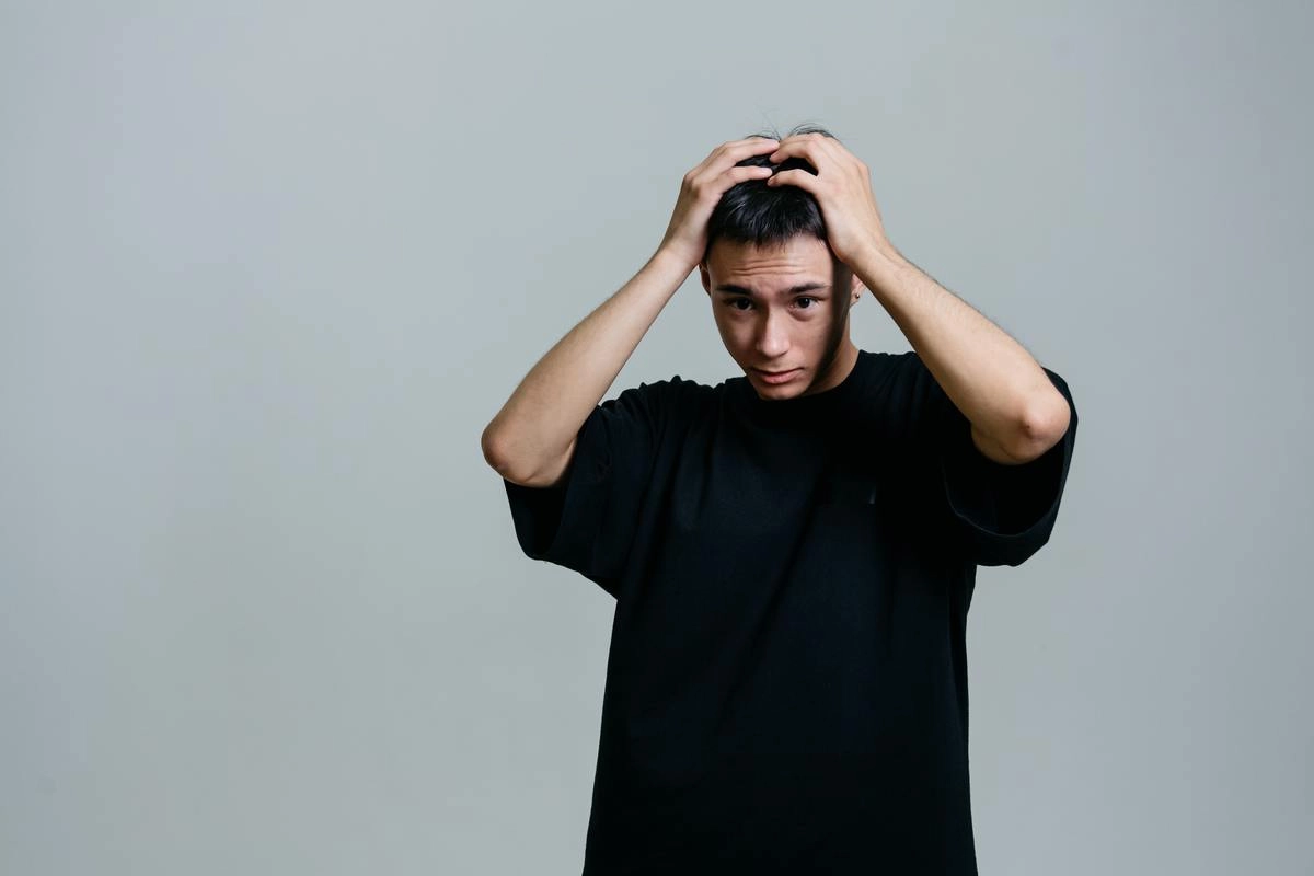 Люди, которые выросли в районах с более высоким уровнем содержания свинца в атмосфере, во взрослом возрасте имели менее адаптивные личности. Люди, которые выросли в районах с более высоким уровнем содержания свинца в атмосфере, во взрослом возрасте имели менее адаптивные личности.