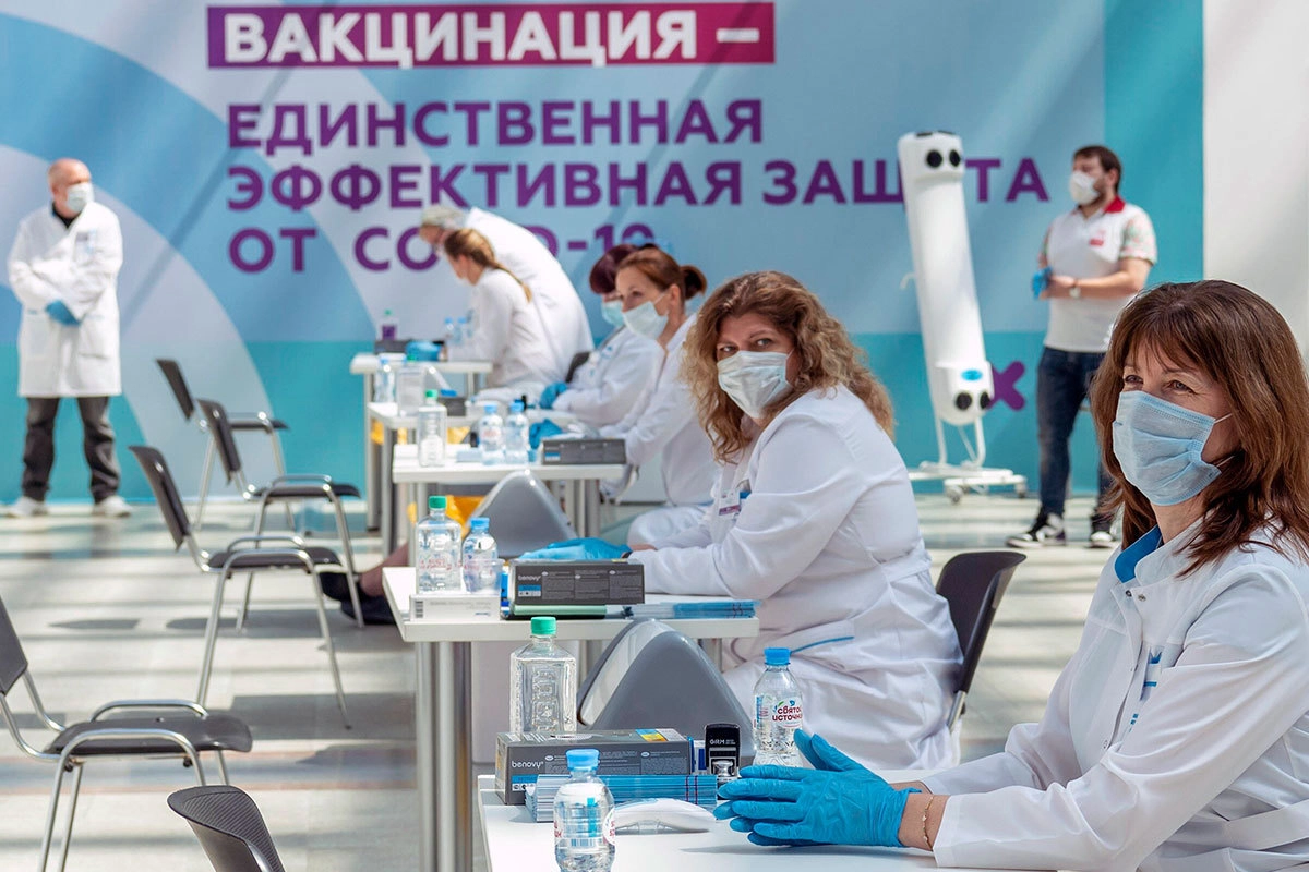 Павильон вакцинации в «Гостином дворе» © Новиков Владимир/Агентство «Москва»