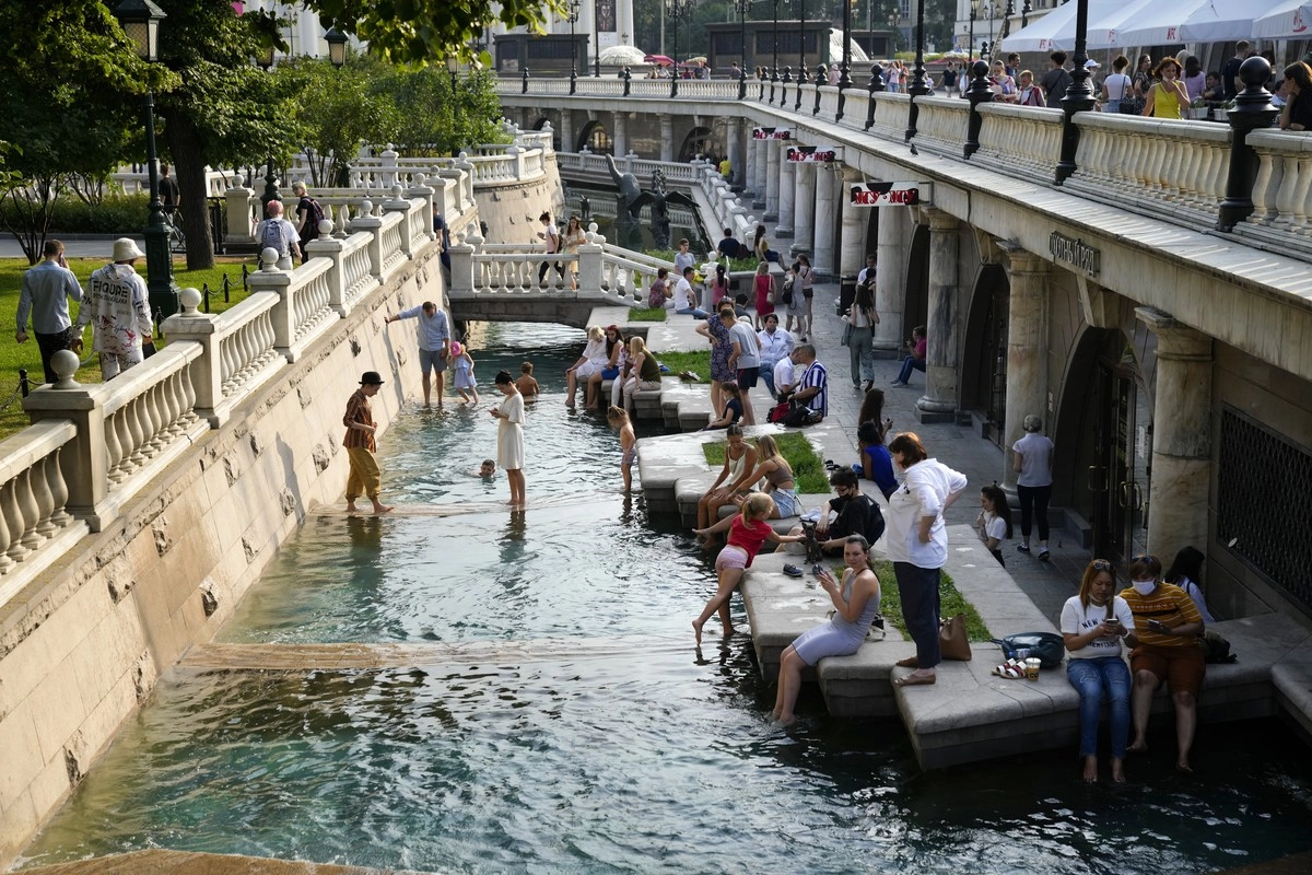 Лето в столице