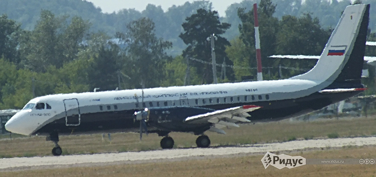 Ил-114 взлетает