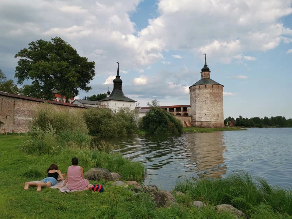 КирилооБелозерский Местные на местном пляже. КирилооБелозерский Местные на местном пляже.