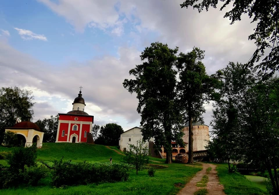 КирилооБелозерский у монахов. КирилооБелозерский у монахов.