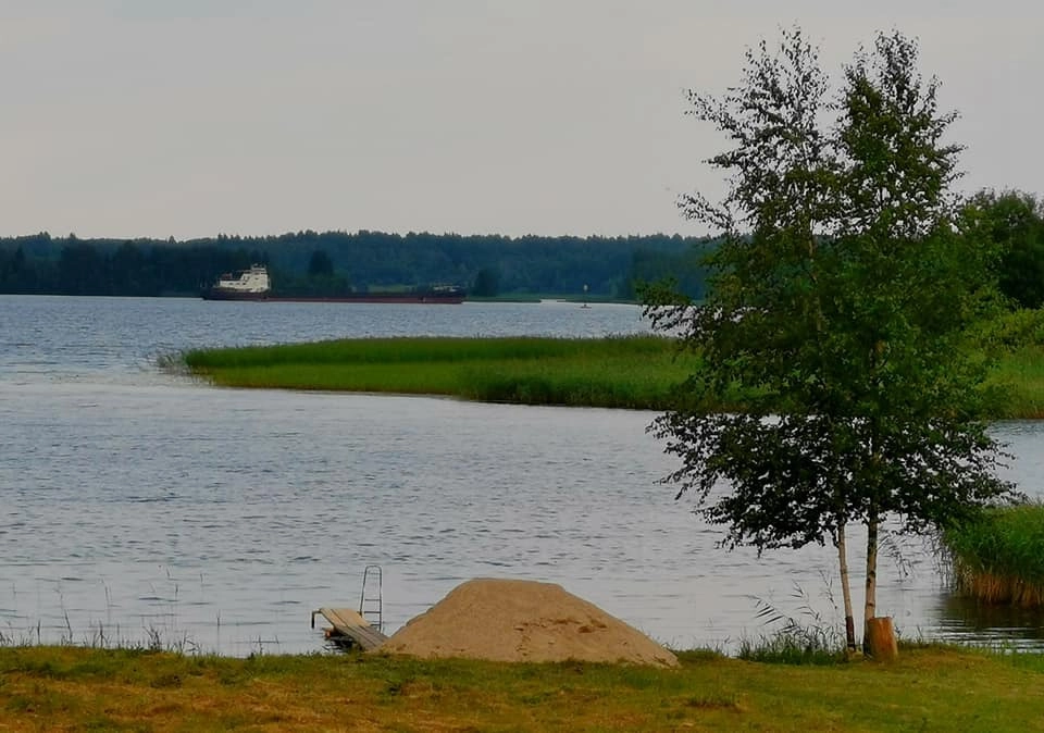 Баржа Баржа