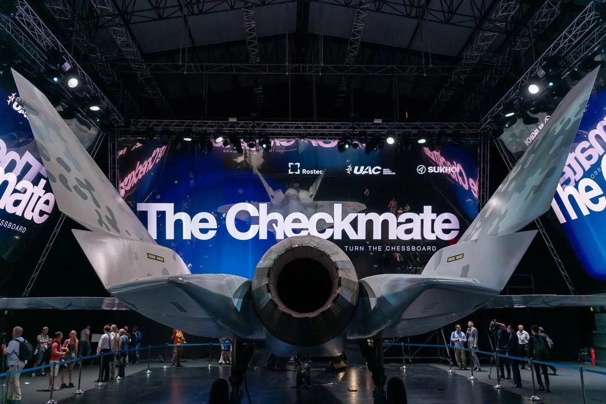 Двигатель Су-75 Checkmate - АЛ-41Ф1 с управляемым вектором тяги и соплом круглой формы Двигатель Су-75 Checkmate - АЛ-41Ф1 с управляемым вектором тяги и соплом круглой формы