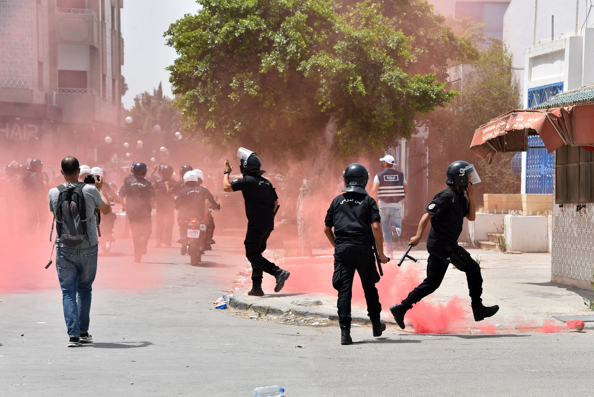  Антиправительственные протесты в Тунисе © Zuma\TASS