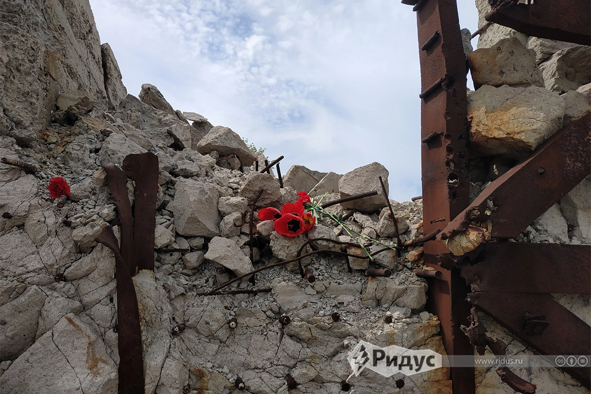 На Саур-Могиле в канун Дня Победы На Саур-Могиле в канун Дня Победы