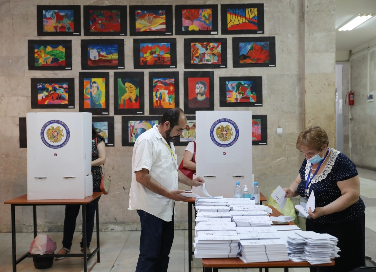 Избирательный участок в Ереване, Армения