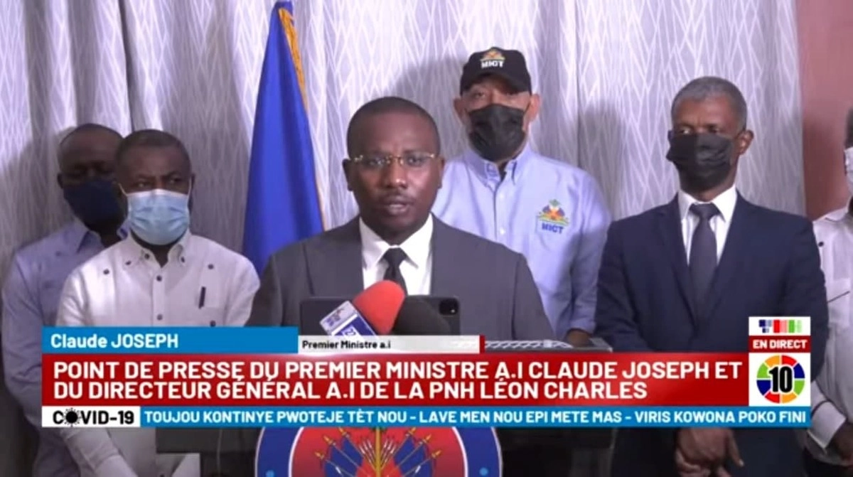 И.о. премьер-министра Клод Жозеф &copy; YouTube