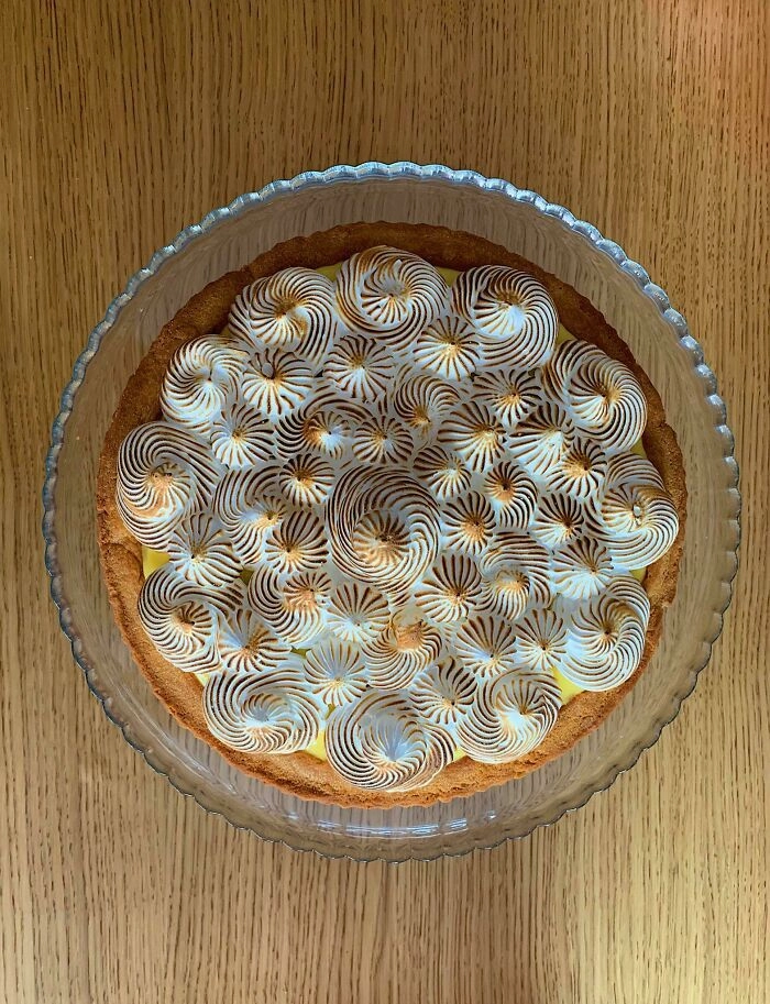 Гипнотический лимонный пирог. Гипнотический лимонный пирог.