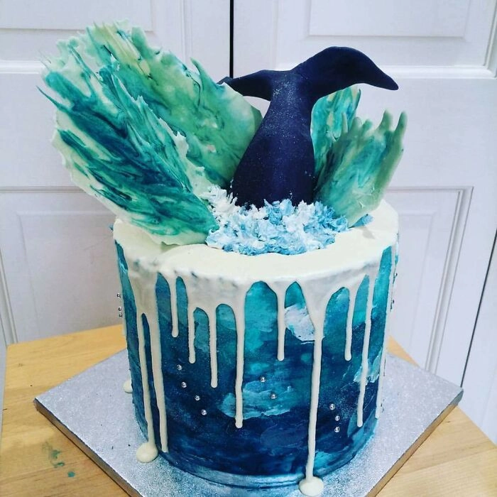 Вдохновленный океаном торт, сделанный своими руками. 