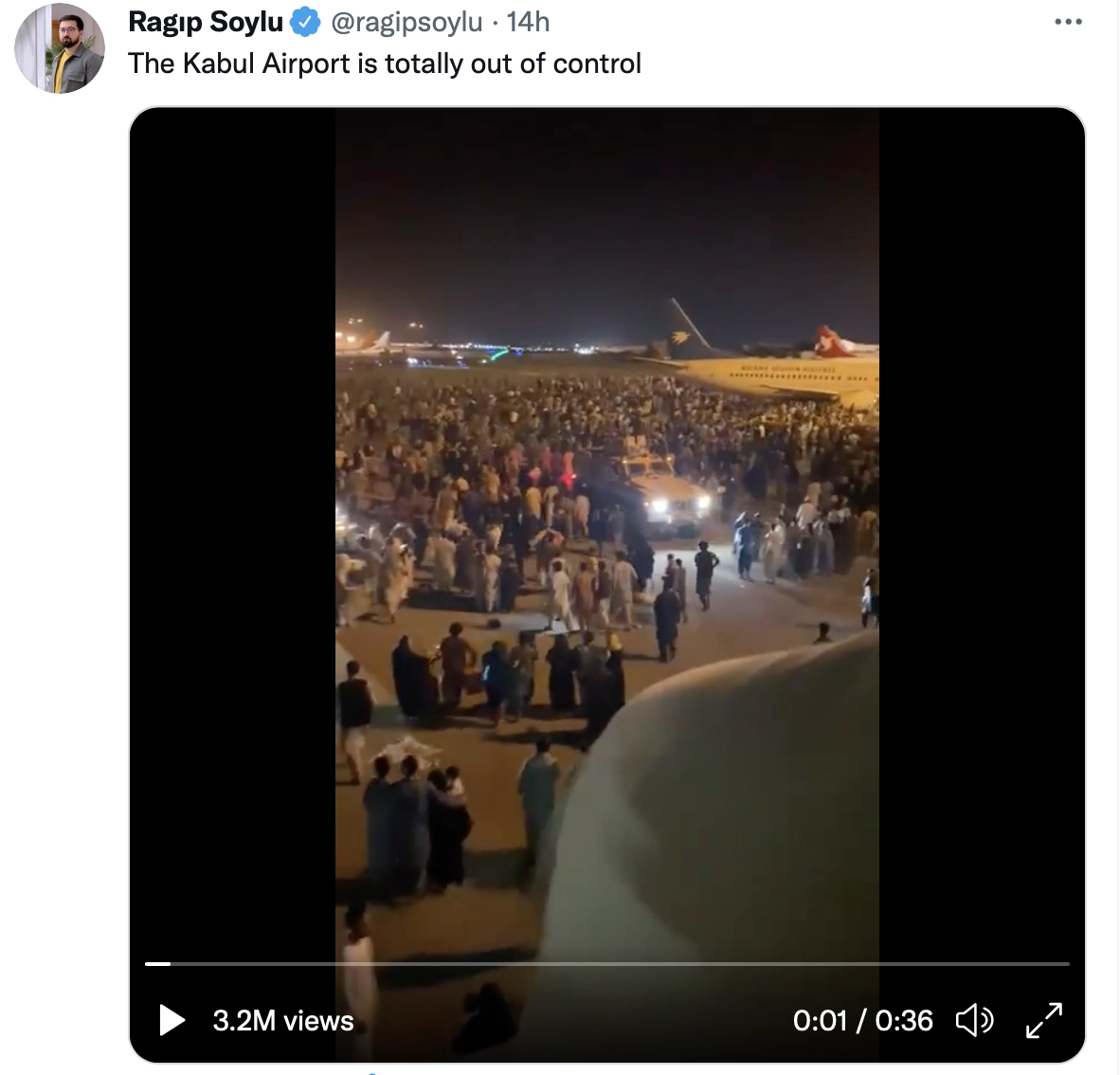 Это не сцена из постапокалиптического фильма "Исландия". Это аэропорт Кабула день назад