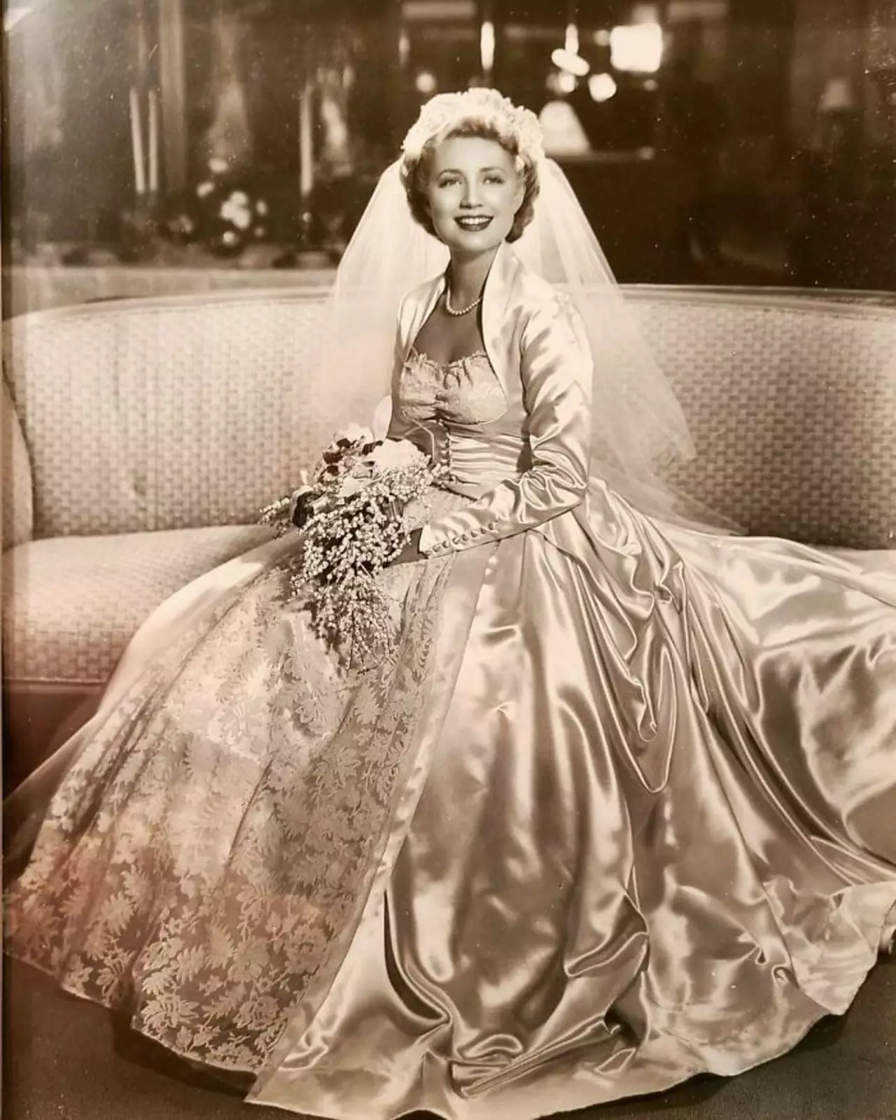 Фото мамы, сделанное в день ее свадьбы, 1951 год. 