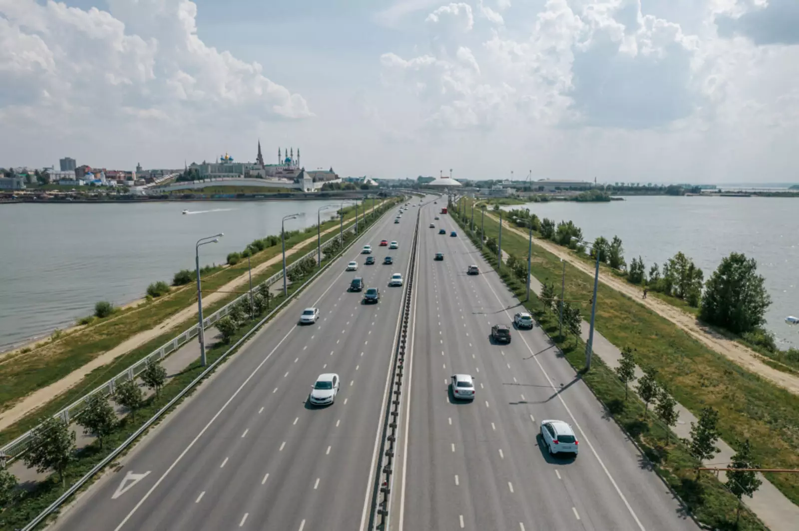 Мониторинг чистоты камерой TEST осуществляется на Ленинской дамбе в Казани Мониторинг чистоты камерой TEST осуществляется на Ленинской дамбе в Казани