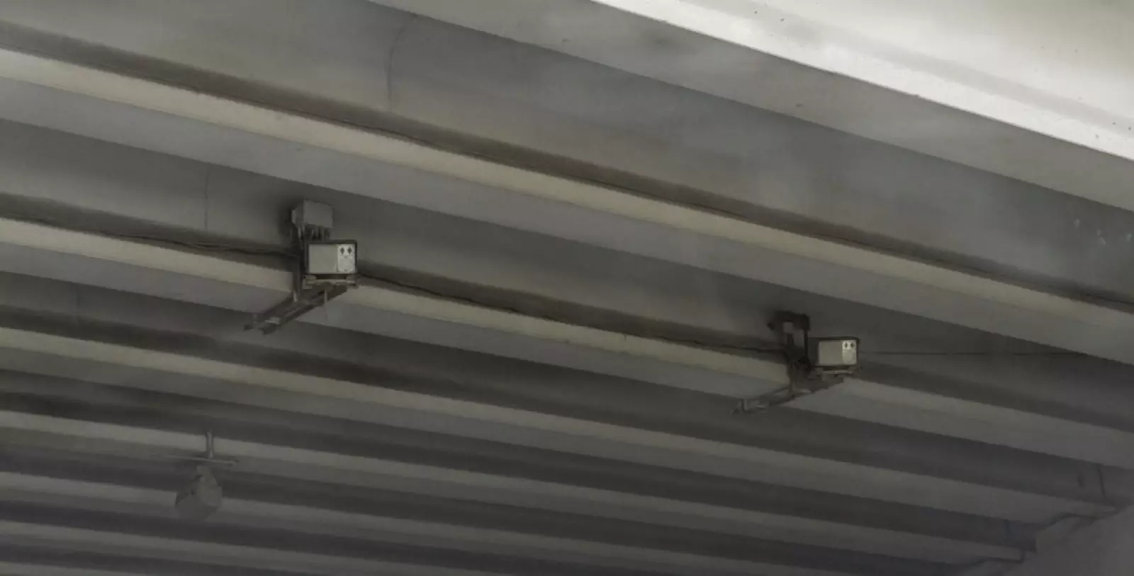 Комплекс состоящий из нескольких полицейских камер «Крис» Комплекс состоящий из нескольких полицейских камер «Крис»