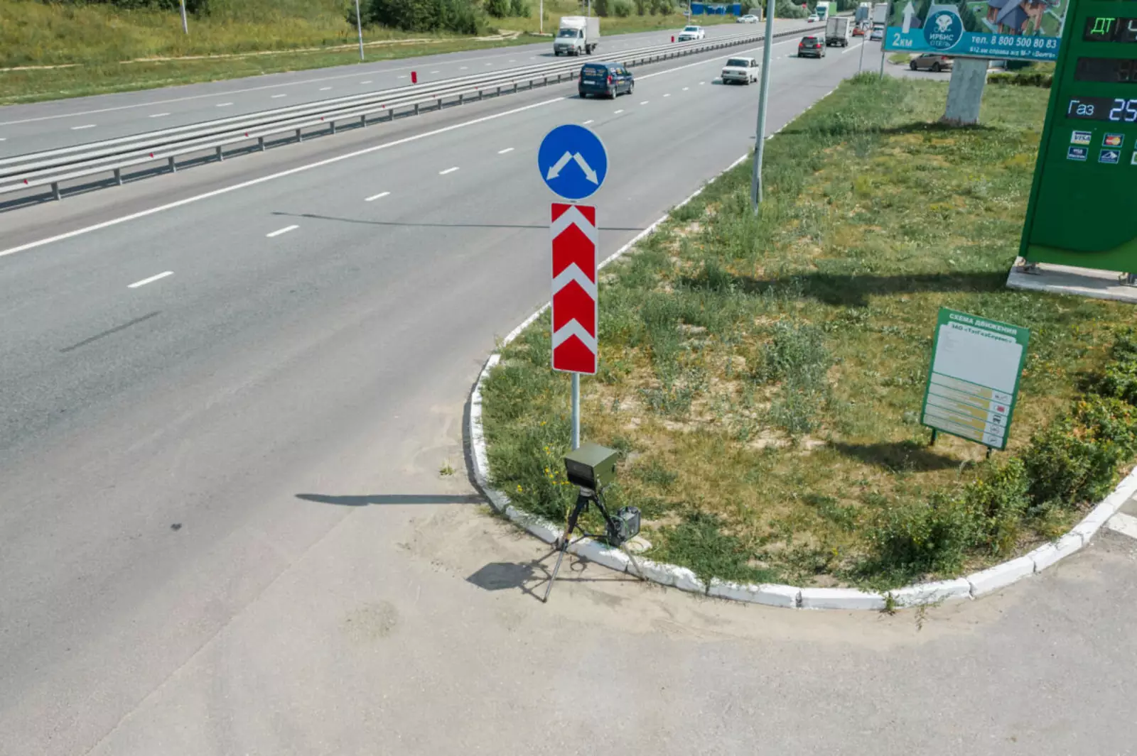 Мобильная камера «Полискан» установленная на трассе М7 недалеко от Казани Мобильная камера «Полискан» установленная на трассе М7 недалеко от Казани