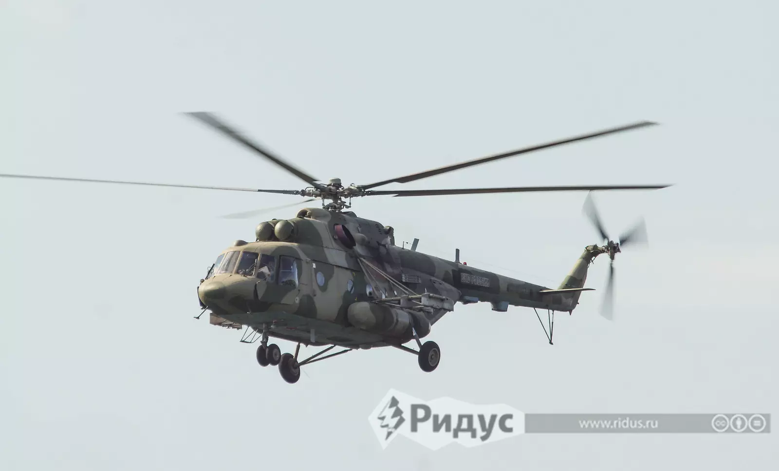 Десантный вертолет Ми-8